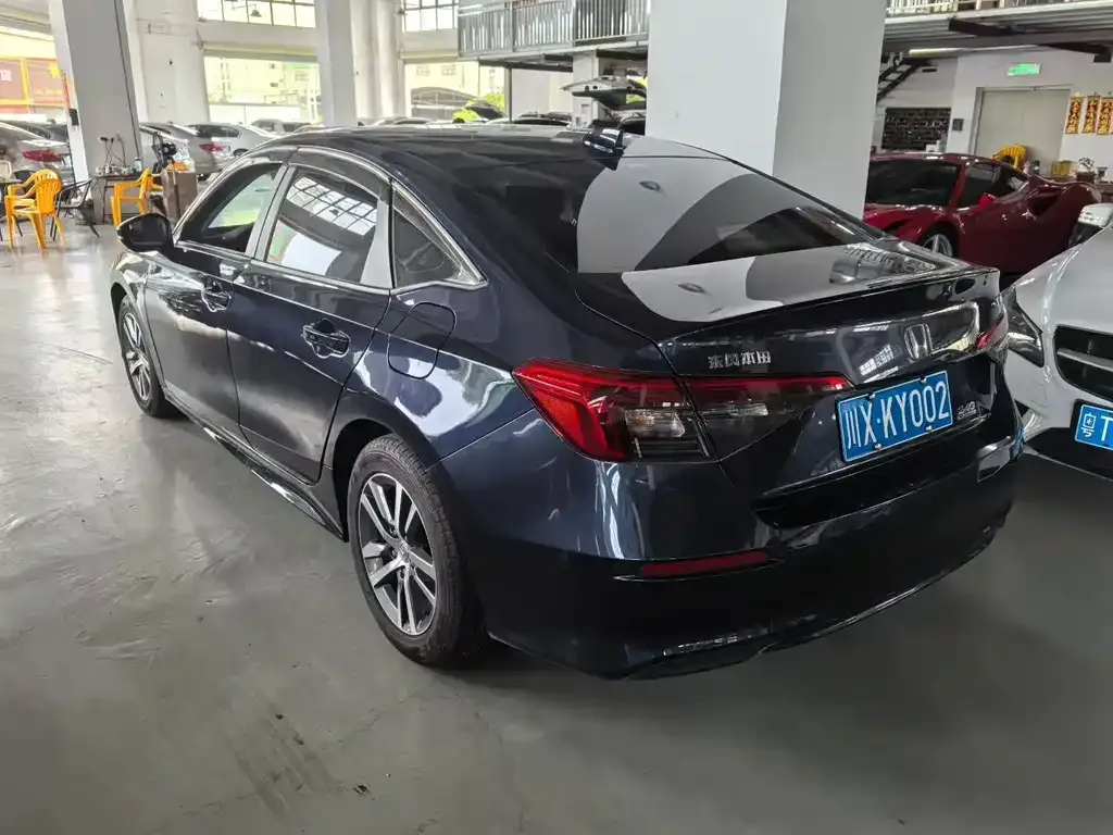 Honda Civic — фото 6