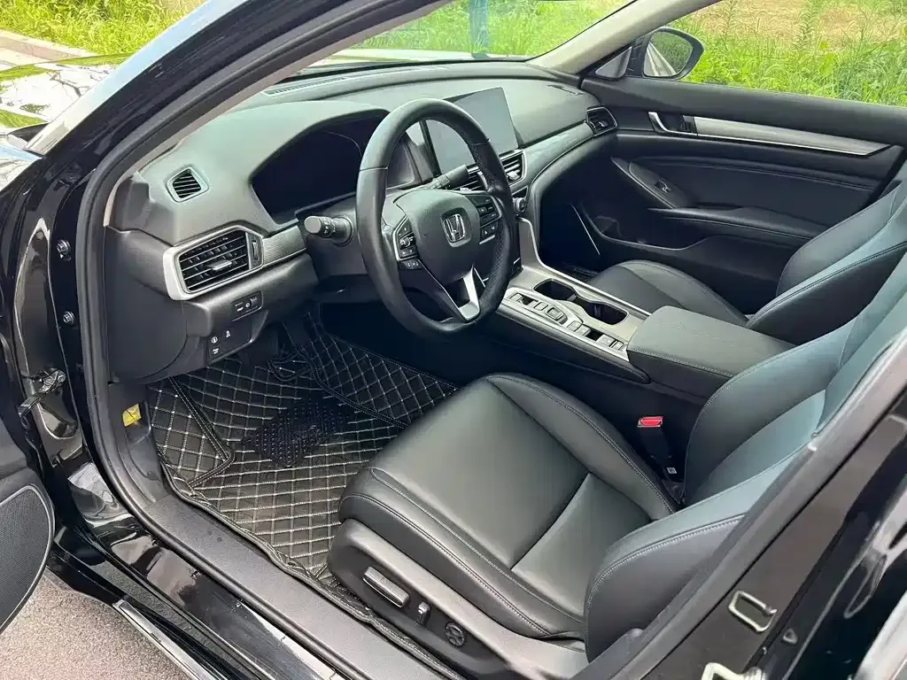 Honda Accord — фото 6