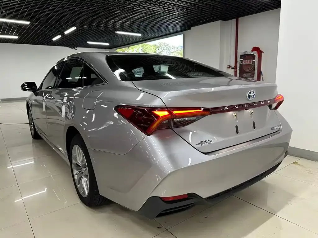 Toyota Avalon 2021 из CN, фото 8