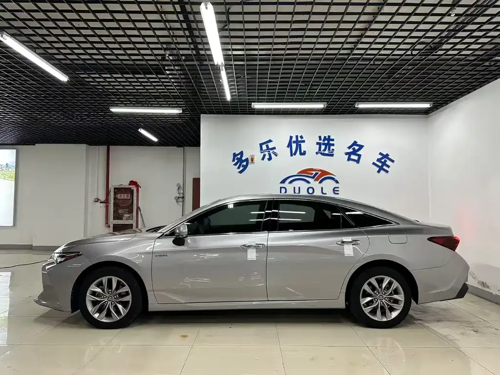 Toyota Avalon 2021 из CN, фото 9