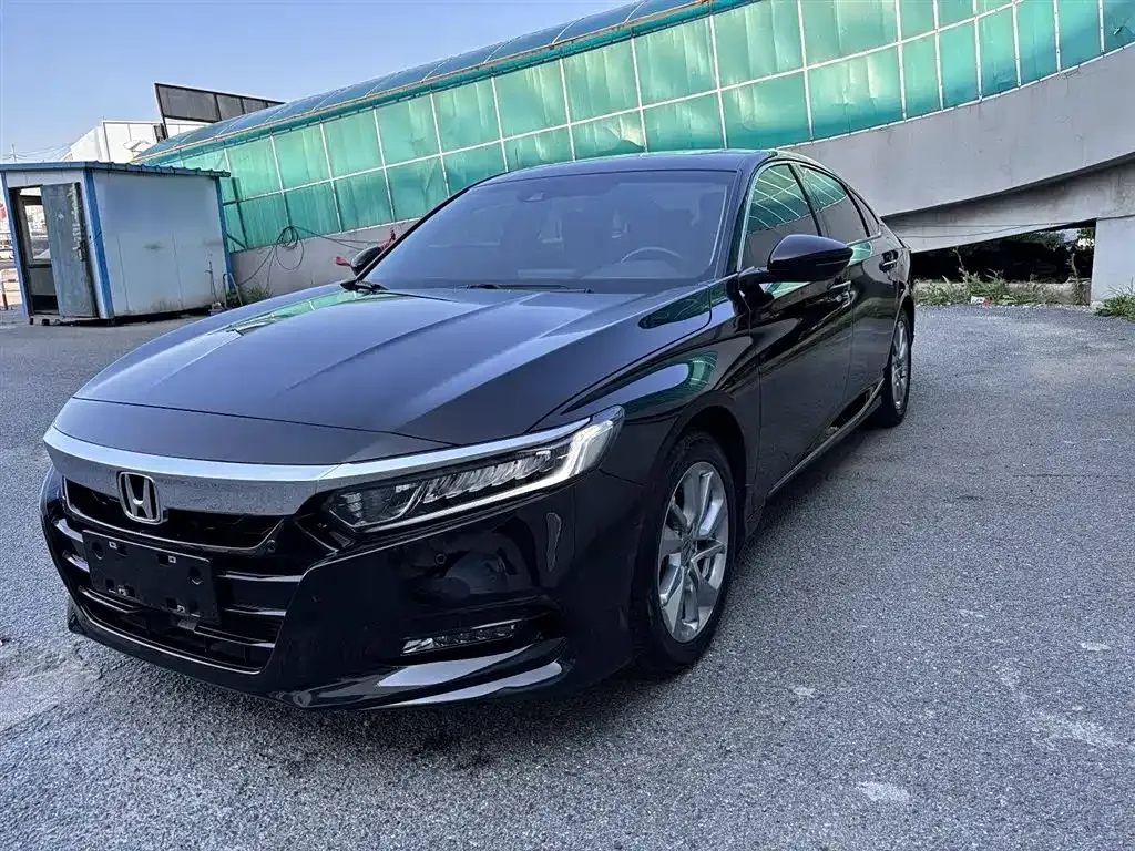 Honda Accord — фото 2