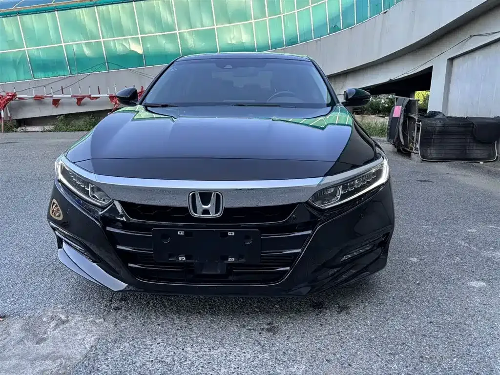 Honda Accord — фото 3