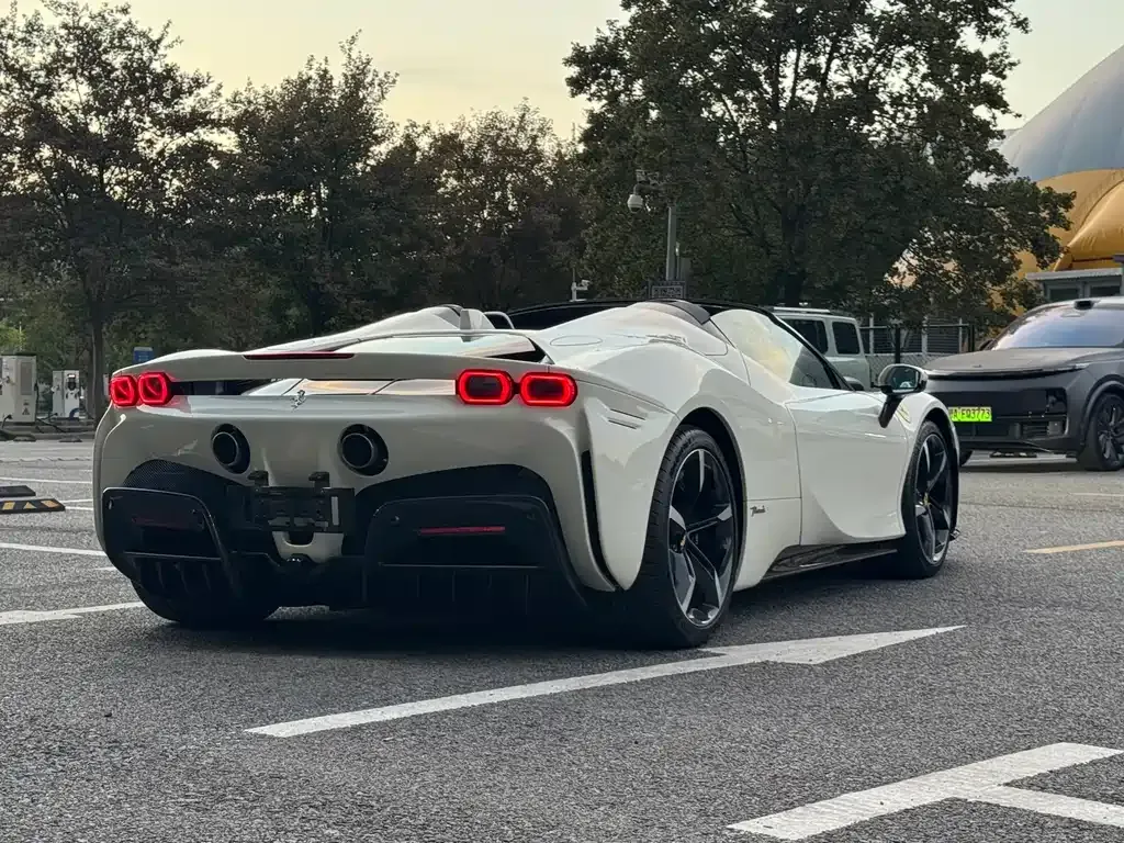 Ferrari SF90 2023 из CN, фото 10