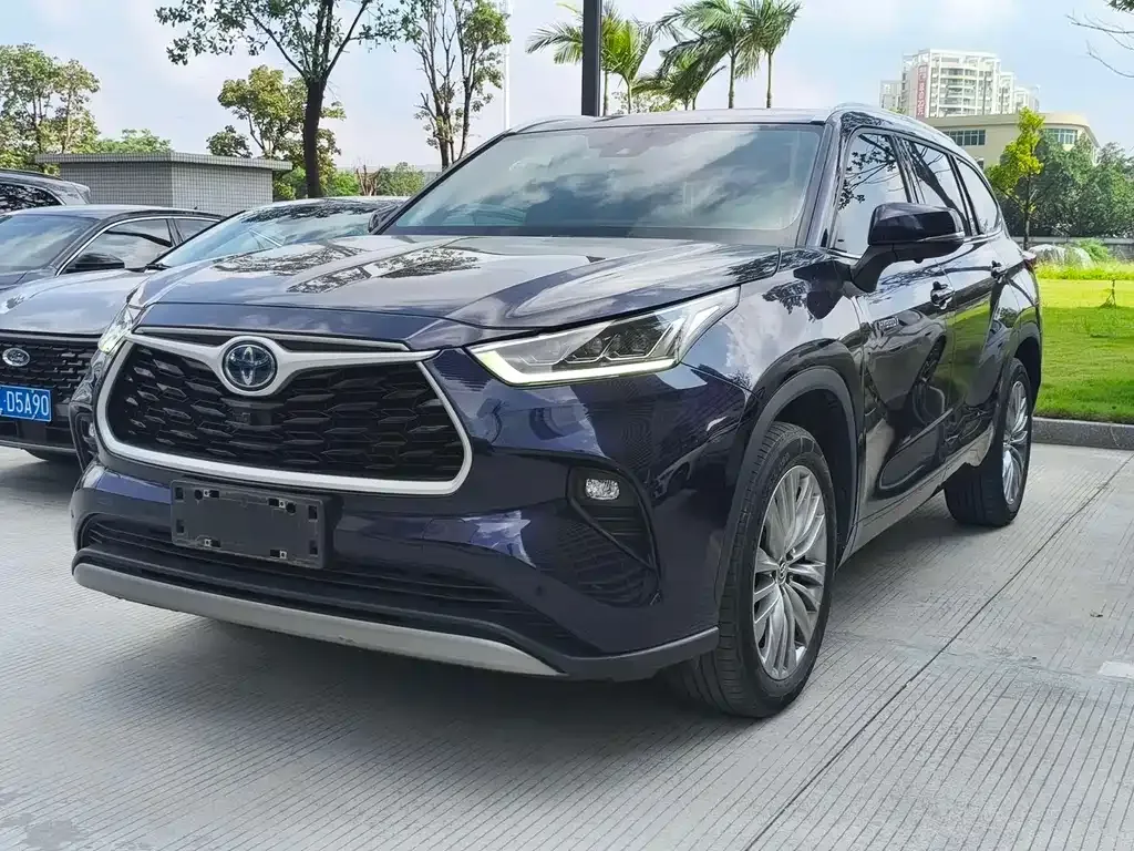 Toyota Highlander 2022 из CN, фото 1