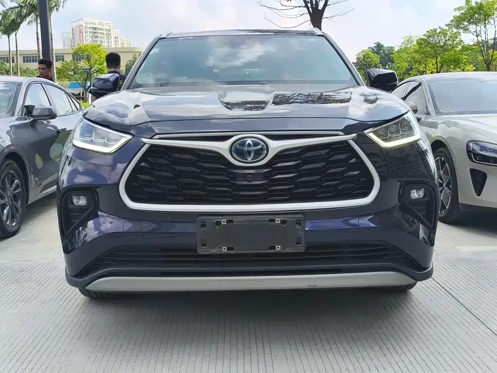 Toyota Highlander 2022 из CN, фото 2