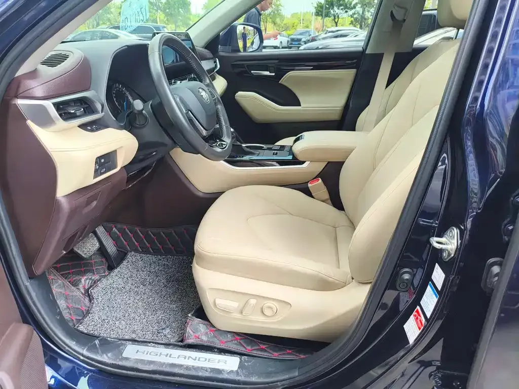 Toyota Highlander 2022 из CN, фото 4