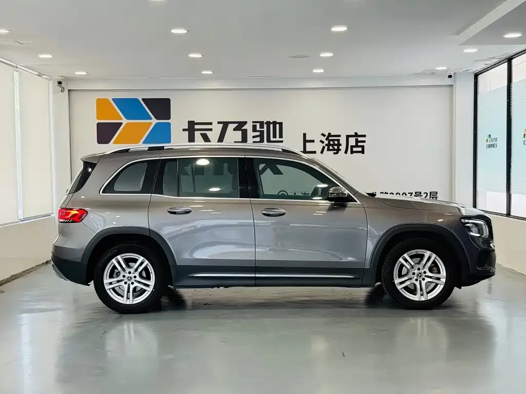 Mercedes-Benz GLB — фото 4