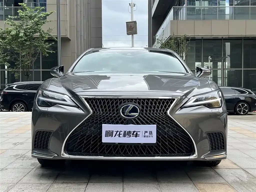 Lexus LS — фото 2