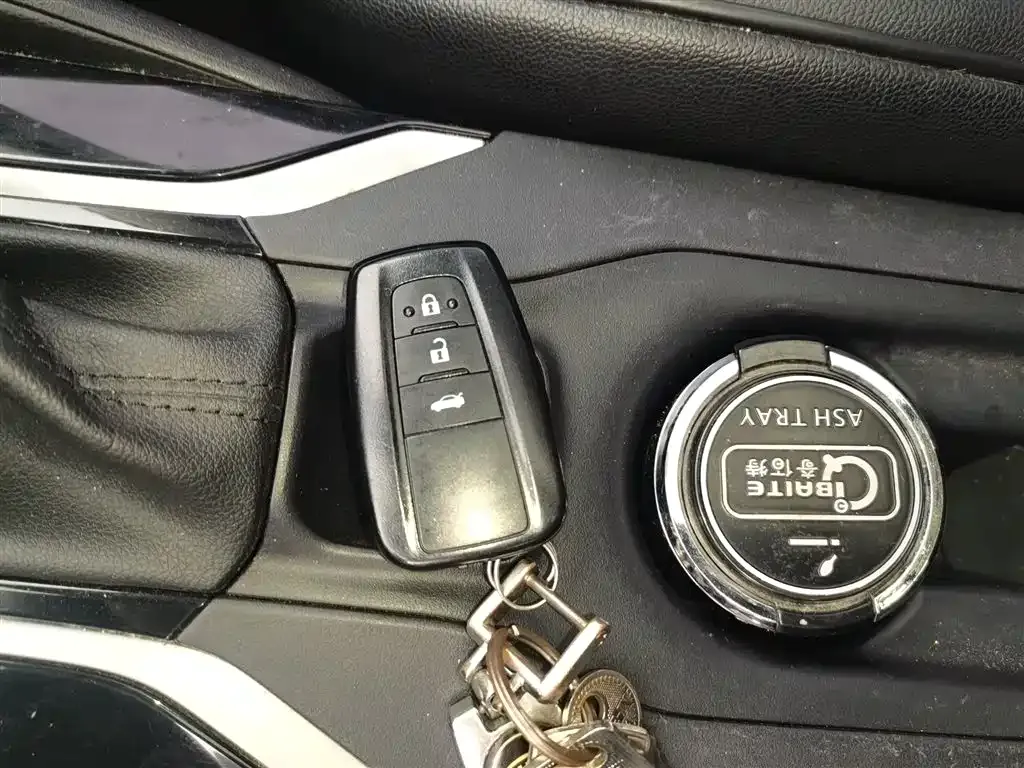 Toyota Corolla 2022 из CN, фото 9