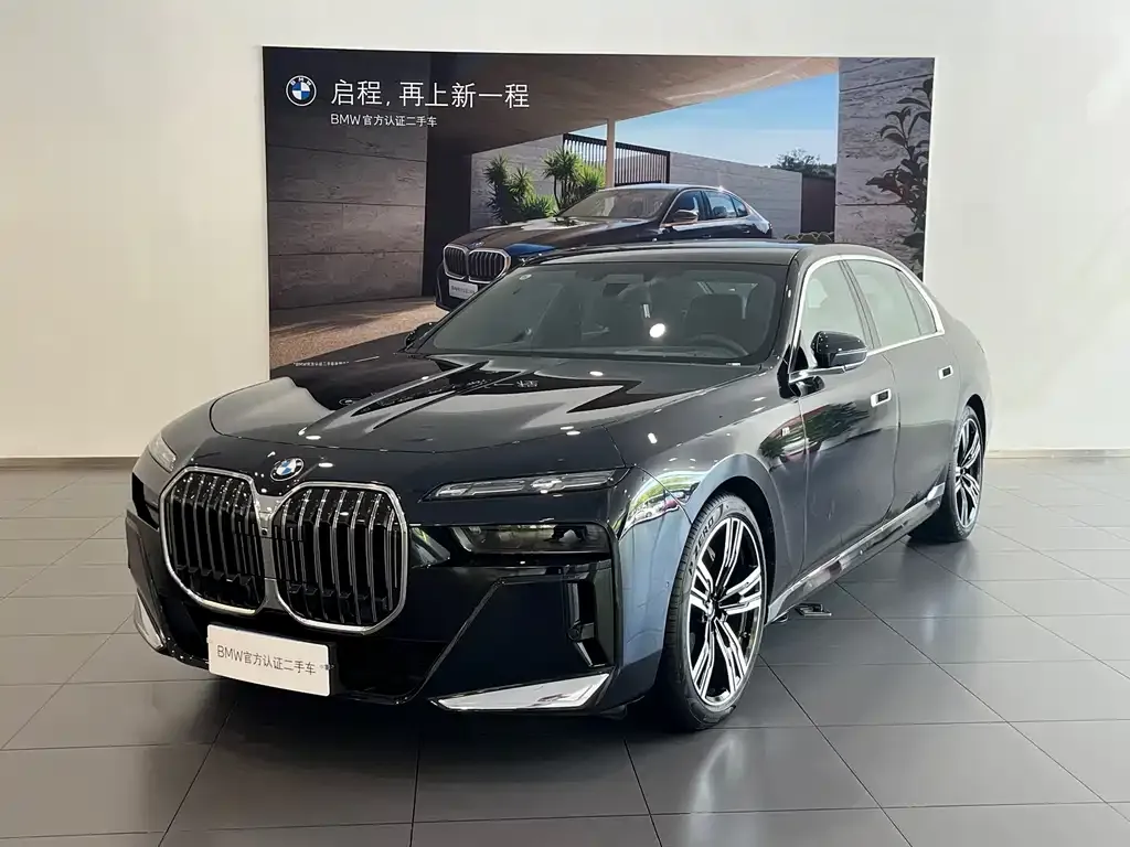 BMW 7 Series 2024 из CN, фото 1