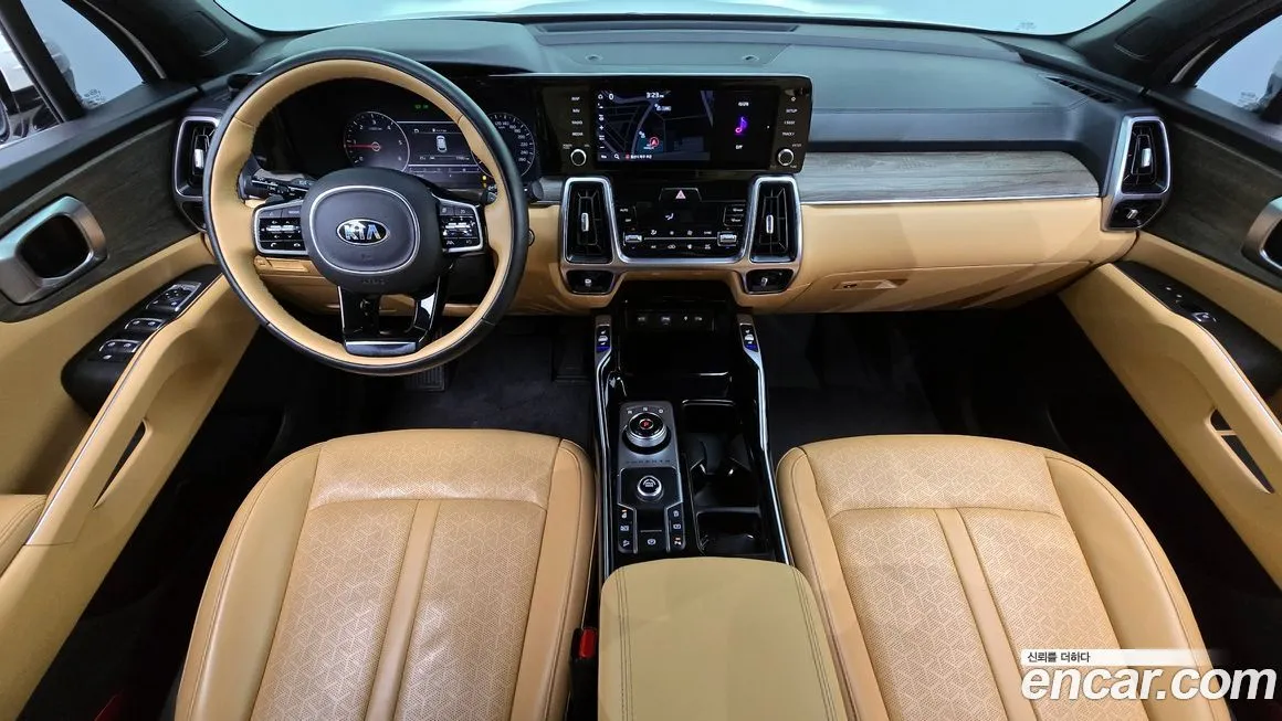Kia Sorento — фото 7