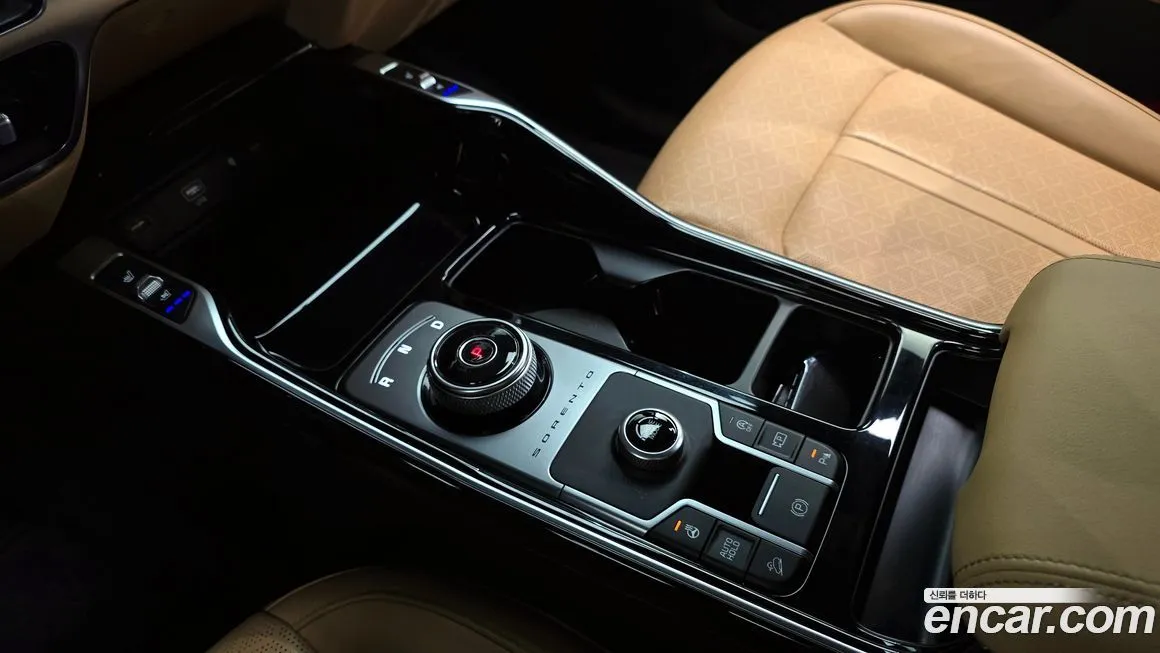 Kia Sorento — фото 9