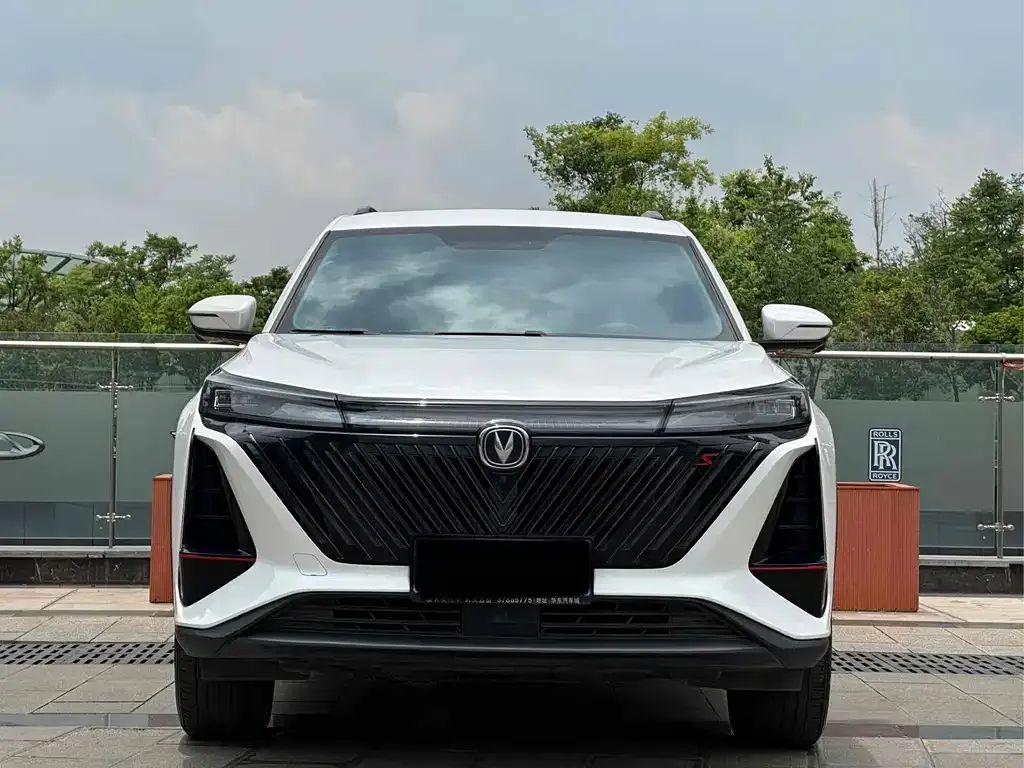 Changan CS75PLUS — фото 2