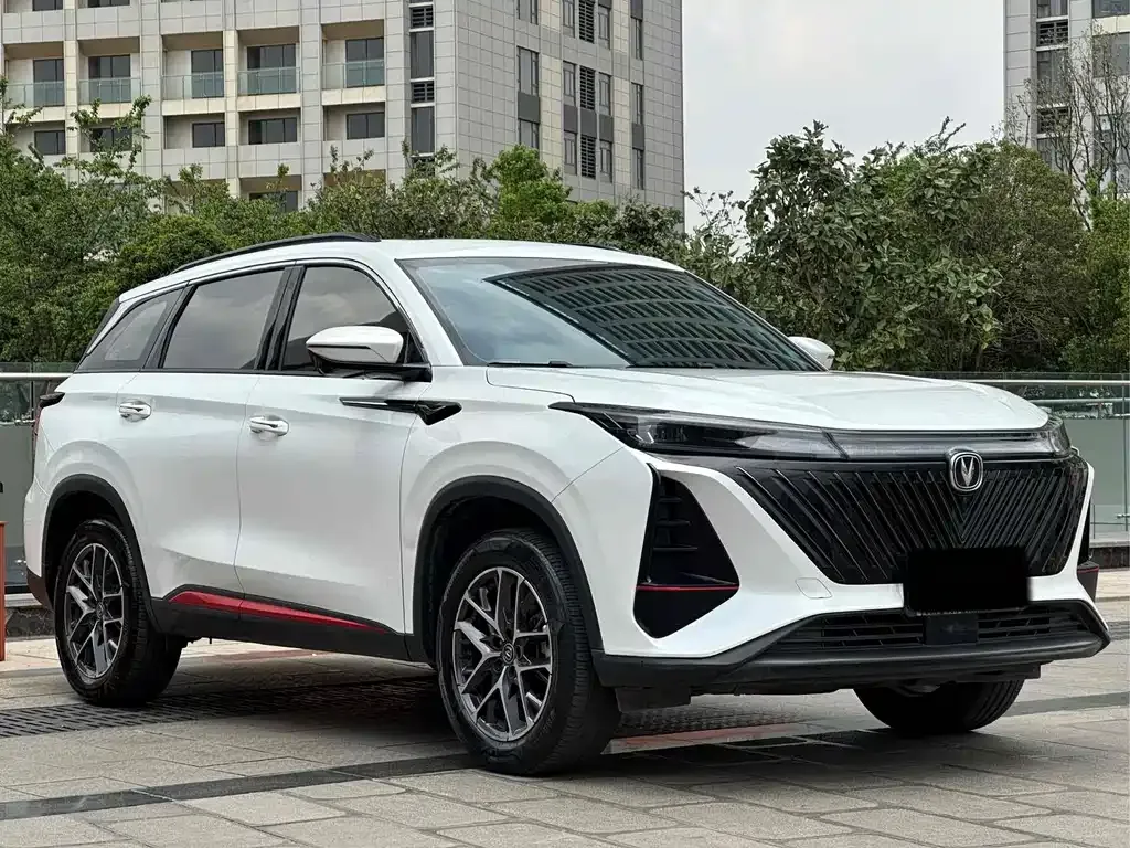 Changan CS75PLUS — фото 3