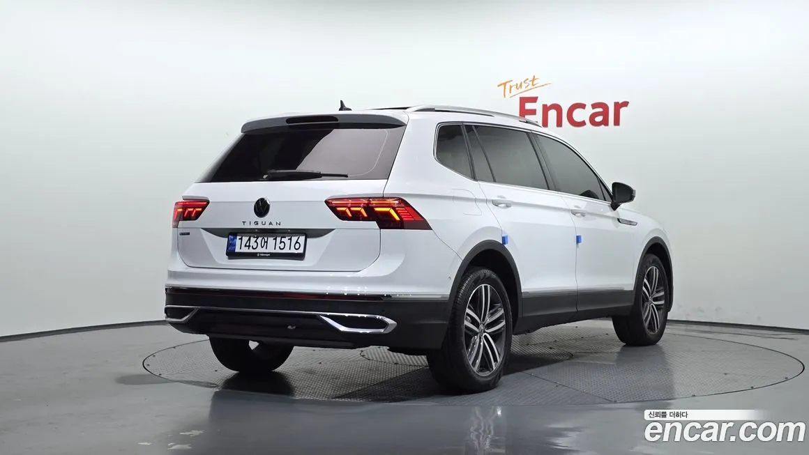 Volkswagen Tiguan 2023 из KR, фото 2