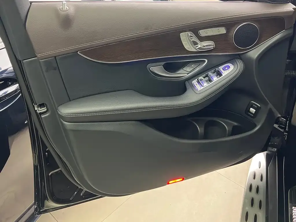 Mercedes-Benz GLC 2022 из CN, фото 10