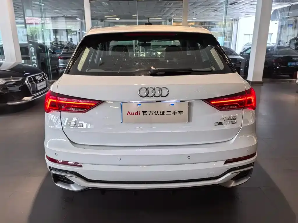 Audi Q3 — фото 4
