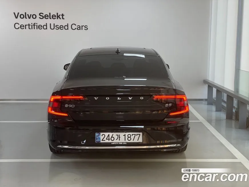 Volvo S90 2024 из KR, фото 4