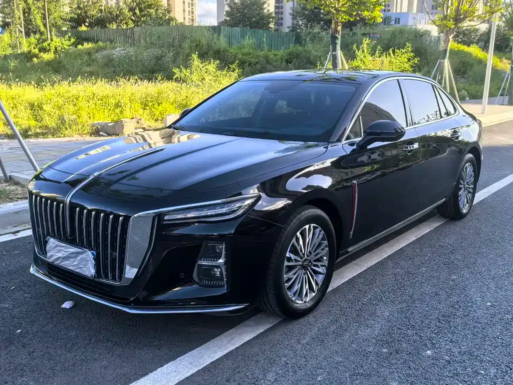 Hongqi H5 — фото 1