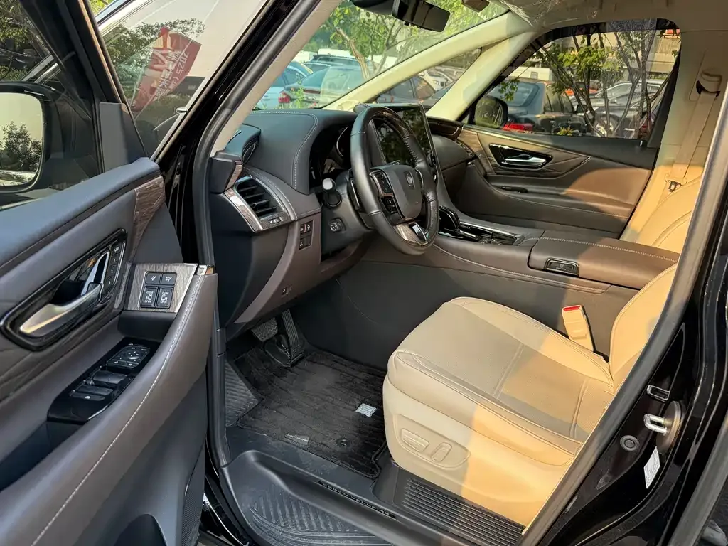 Toyota Vellfire 2025 из CN, фото 4