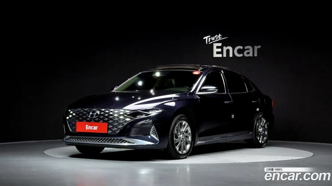 Hyundai Grandeur — фото 1