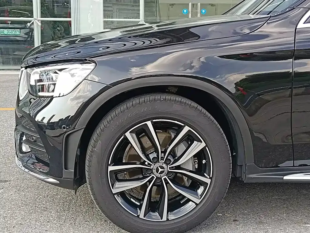 Mercedes-Benz GLC — фото 4