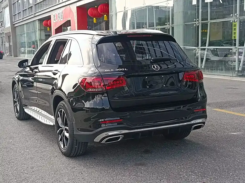 Mercedes-Benz GLC — фото 6