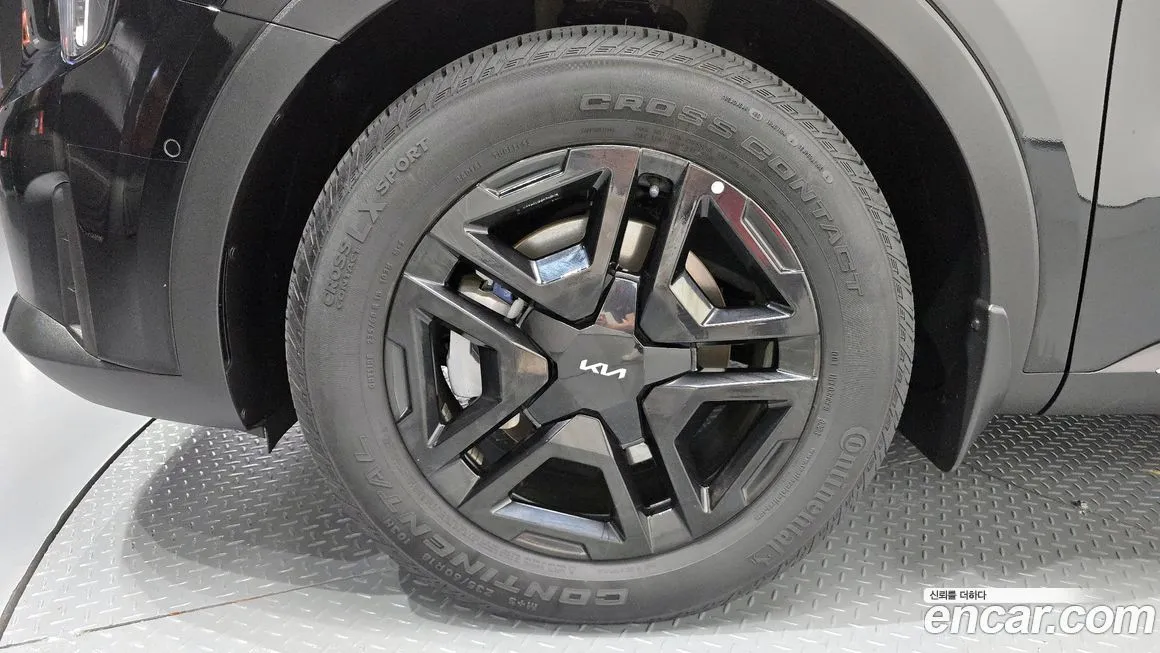 Kia Sorento — фото 5