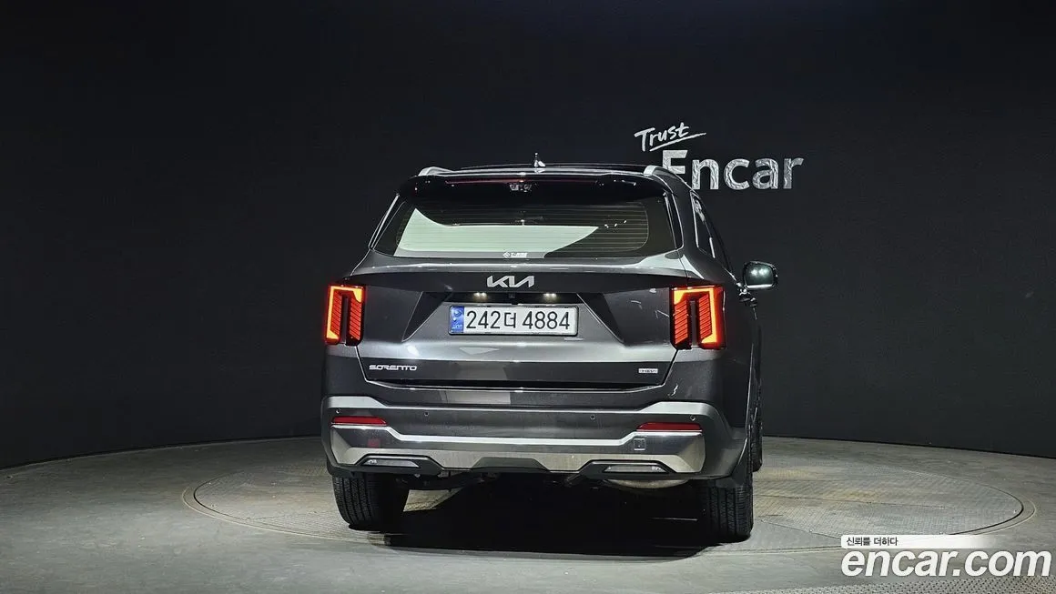 Kia Sorento — фото 4