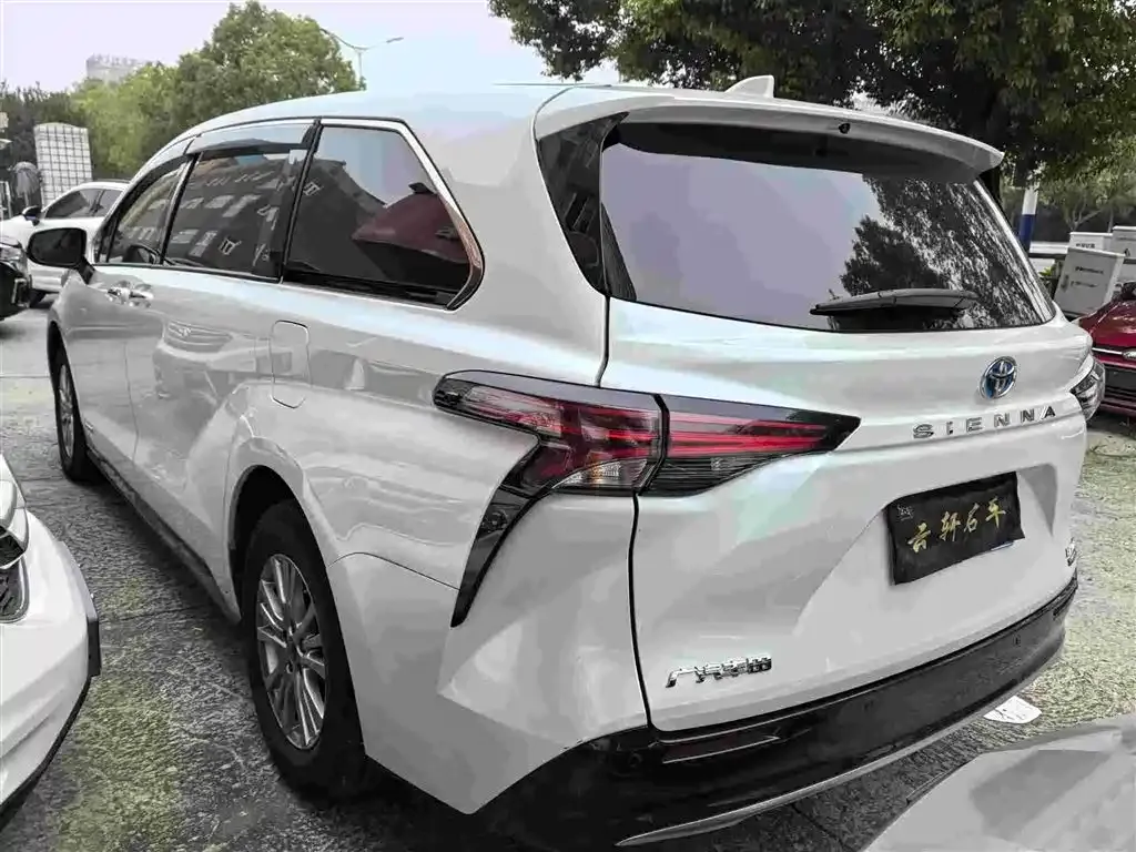 Toyota Sienna 2022 из CN, фото 10