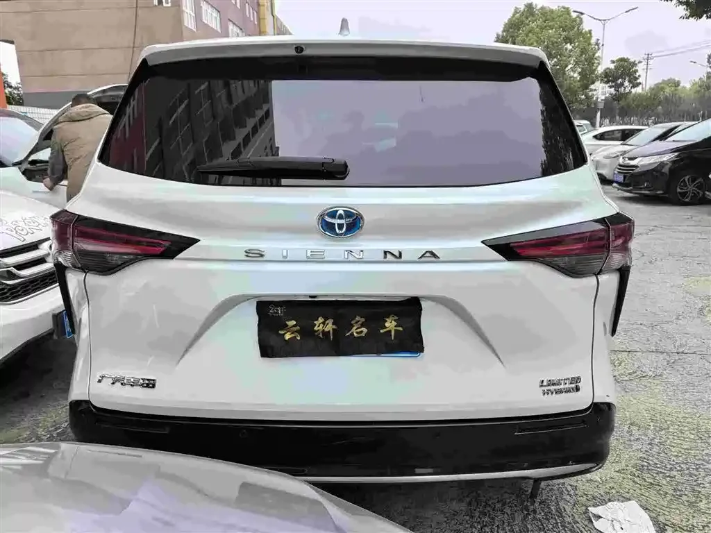 Toyota Sienna 2022 из CN, фото 8