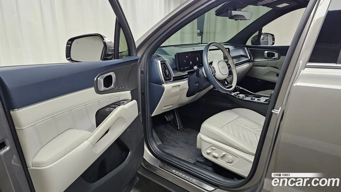 Kia Sorento — фото 10