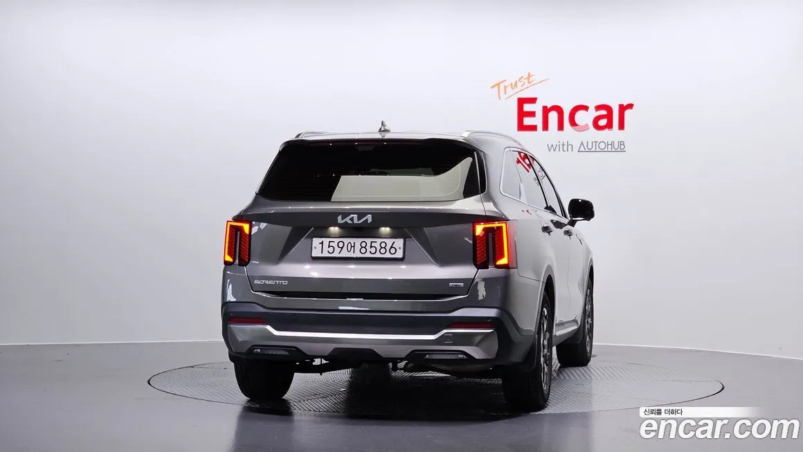 Kia Sorento — фото 4