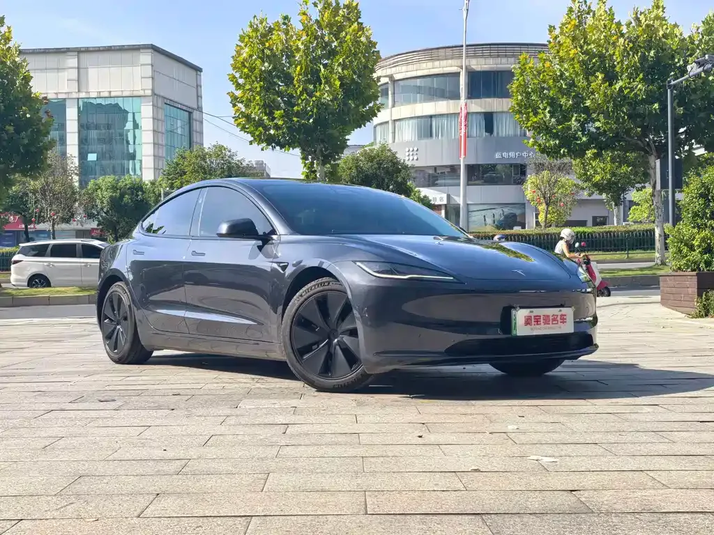 Tesla Model 3 2024 из CN, фото 3