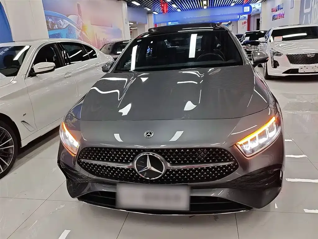 Mercedes-Benz A-Class 2023 из CN, фото 3