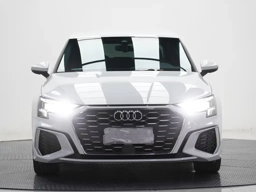 Audi A3 — фото 2