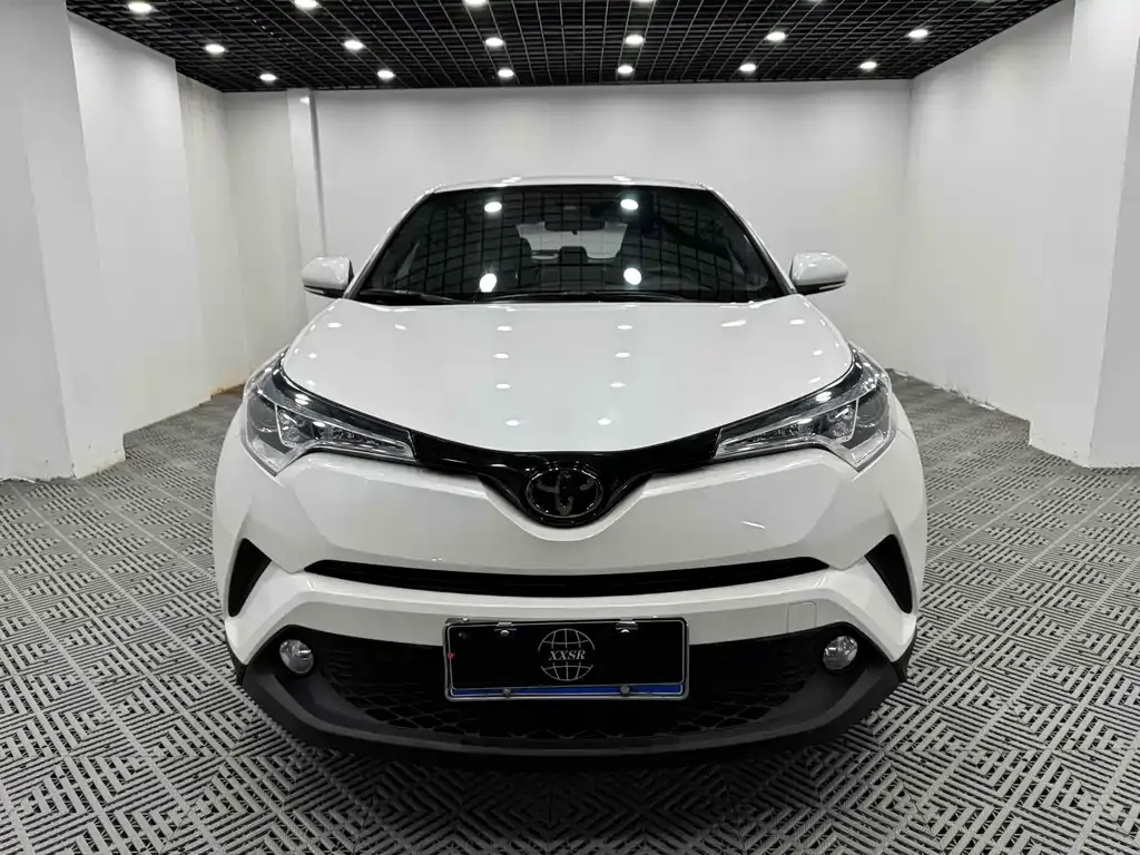 Toyota C-HR 2021 из CN, фото 2