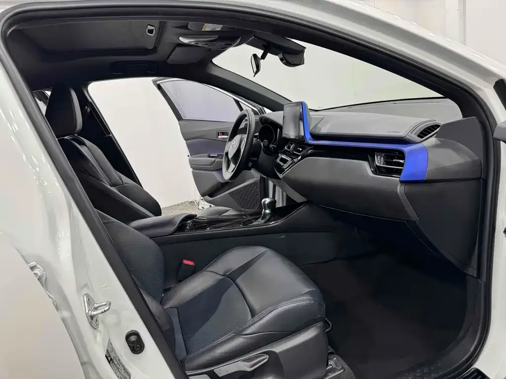 Toyota C-HR 2021 из CN, фото 4