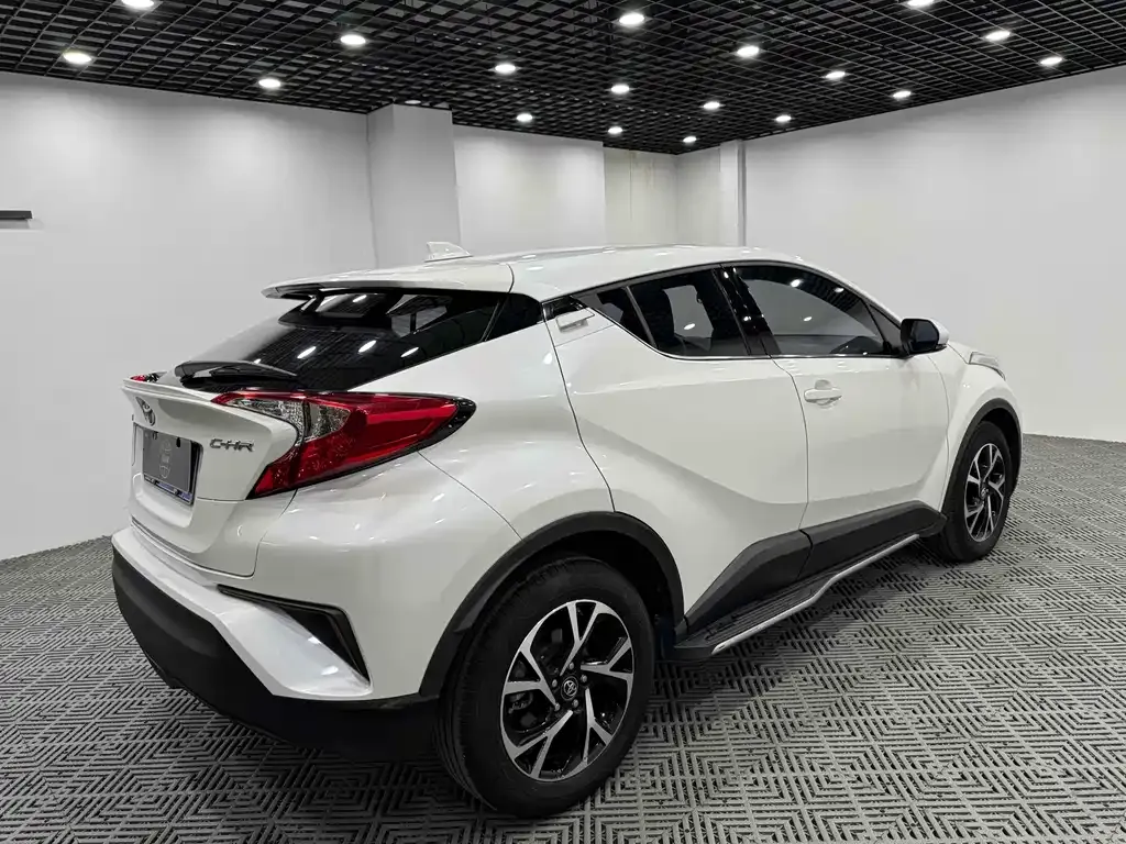 Toyota C-HR 2021 из CN, фото 7