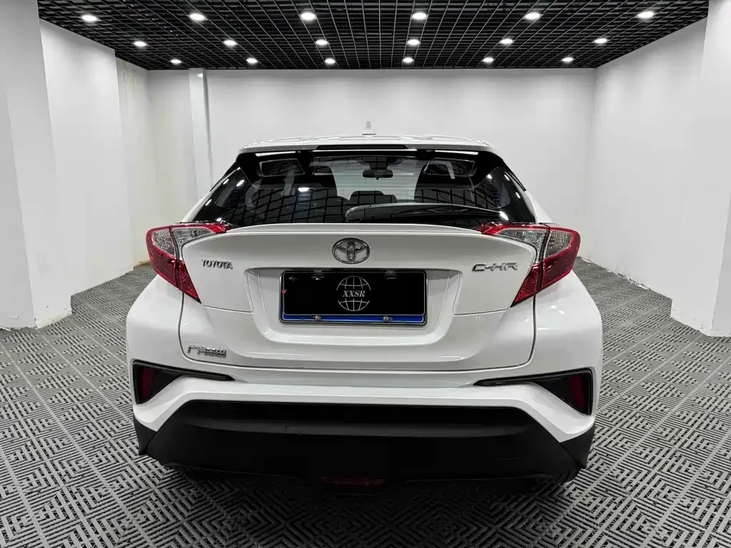 Toyota C-HR 2021 из CN, фото 8