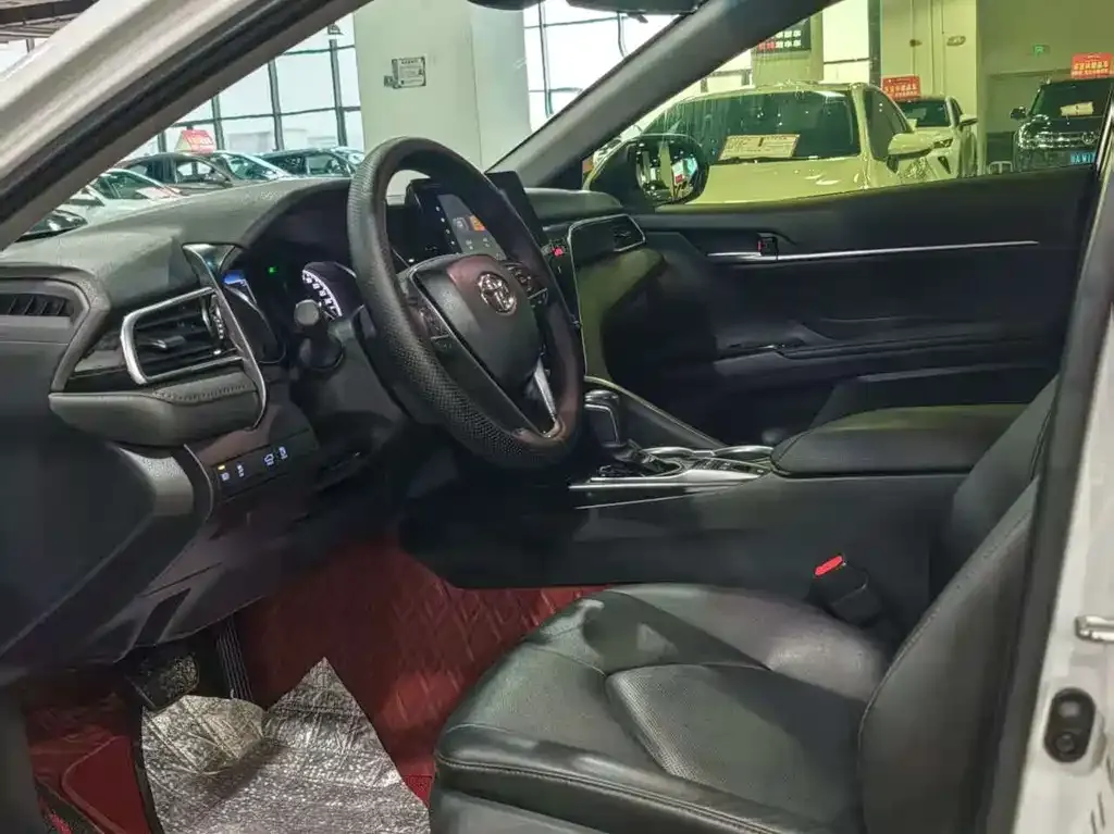 Toyota Camry 2024 из CN, фото 4