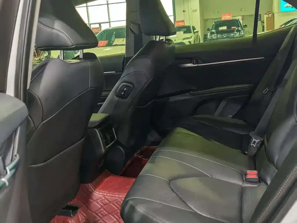 Toyota Camry 2024 из CN, фото 6