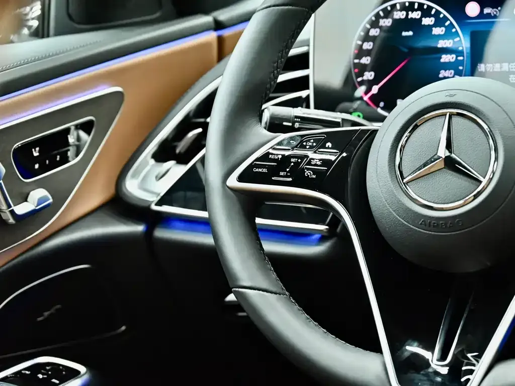 Mercedes-Benz E-Class New Energy 2024 из CN, фото 10
