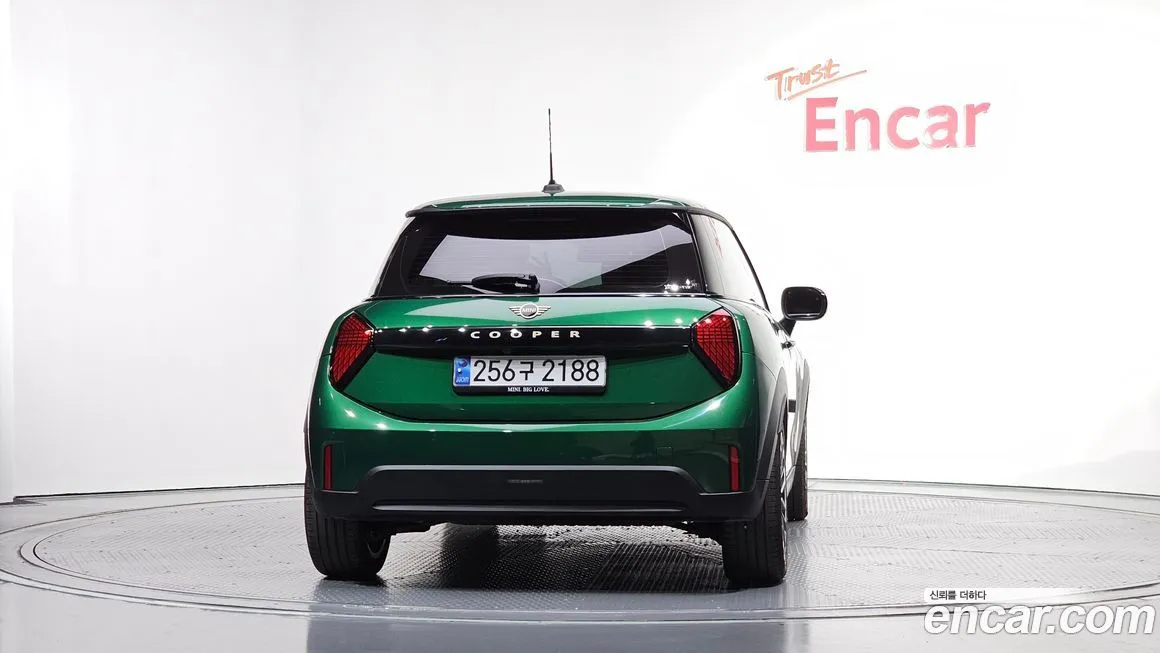 Mini Cooper 2025 из KR, фото 4