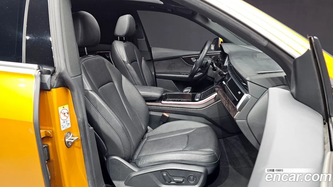 Audi Q8 2021 из KR, фото 10