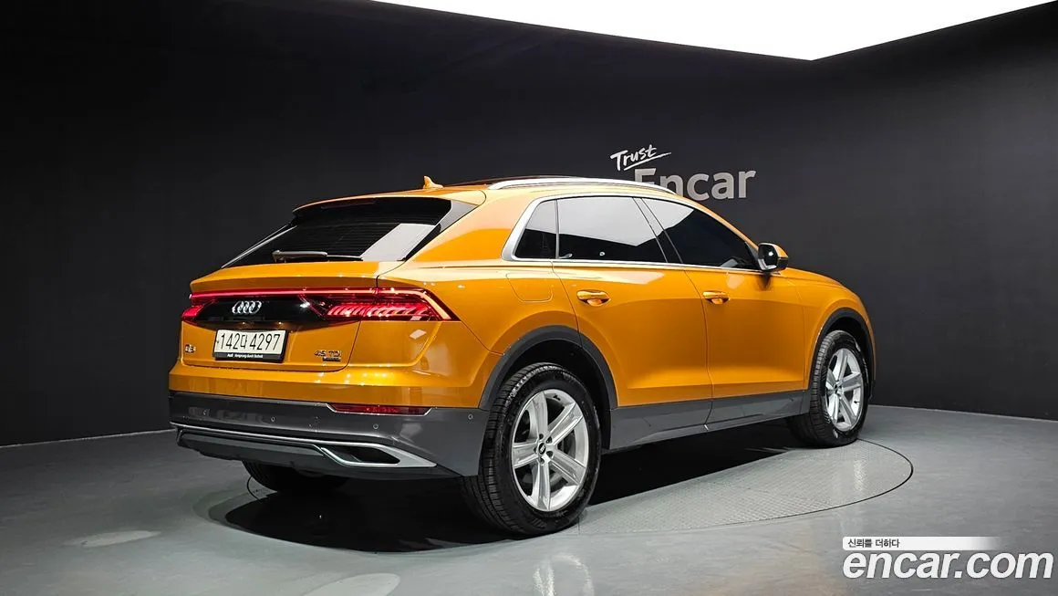 Audi Q8 2021 из KR, фото 2