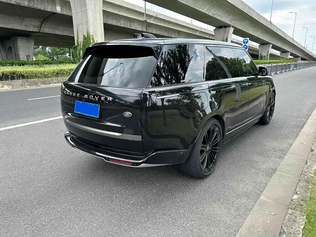 Land Rover Range Rover 2023 из CN, фото 3