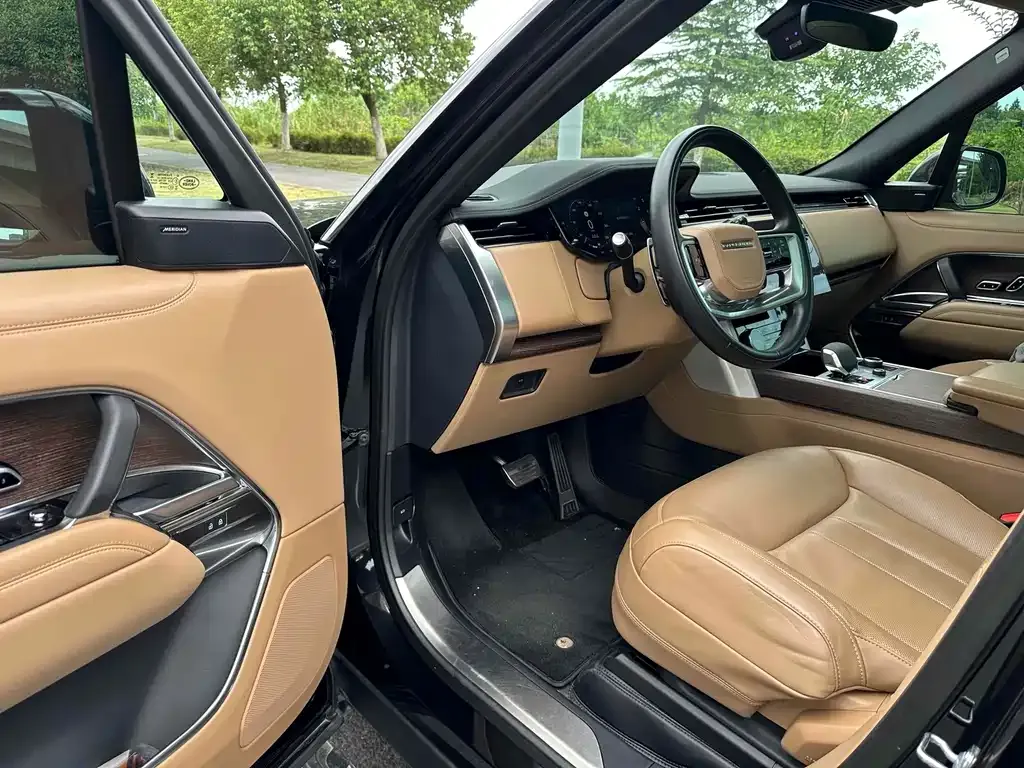 Land Rover Range Rover 2023 из CN, фото 4