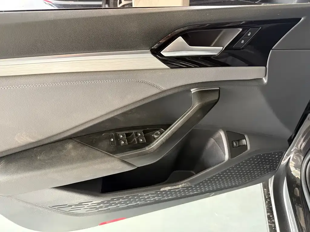 Volkswagen Sagitar 2022 из CN, фото 9