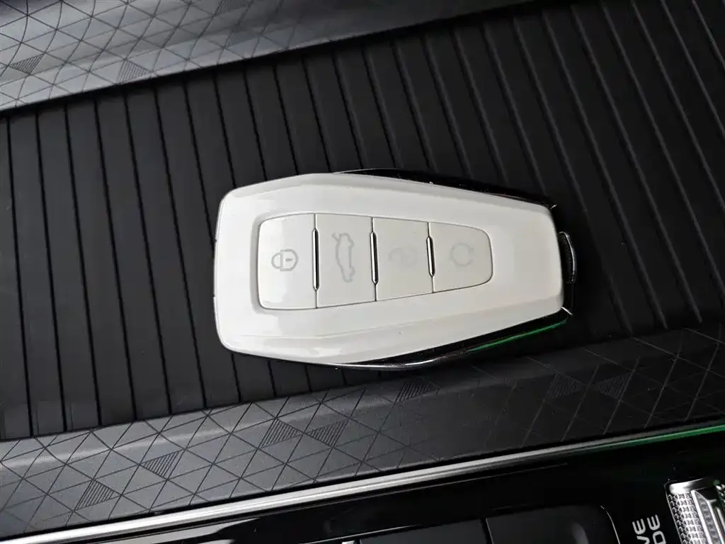 Geely Xingrui 2024 из CN, фото 9